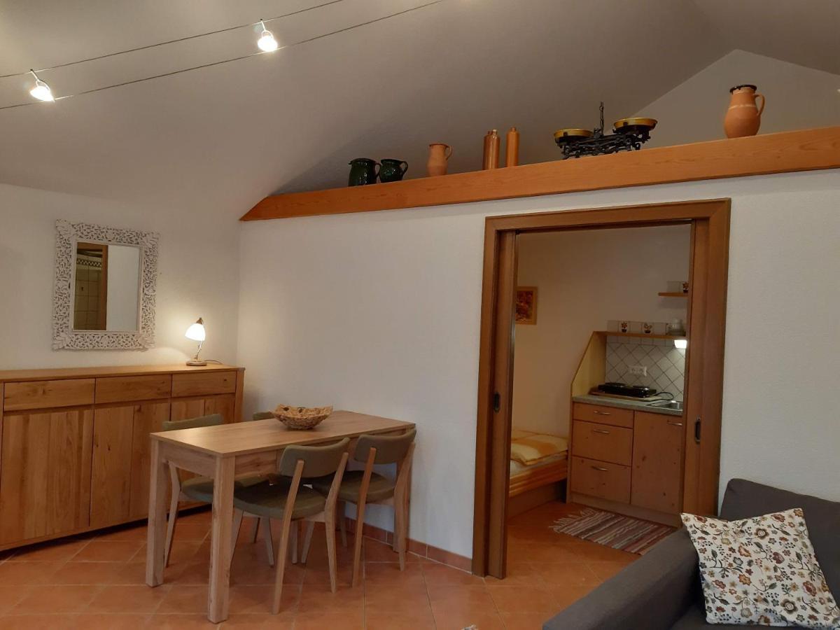 Appartamento Haus Koenigshofer Neusiedl am See Esterno foto
